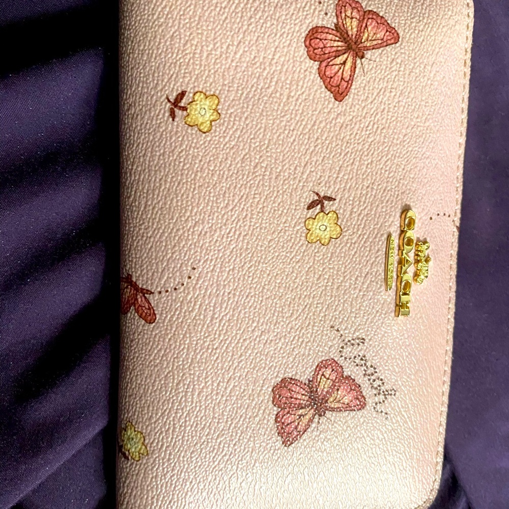 Coach wallet